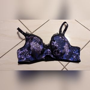 Addition Elle wired bra size 40B  in purple and black